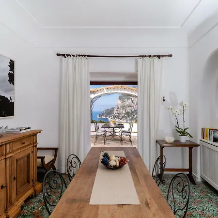 Villa Hibiscus *