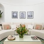 Villa Hibiscus *